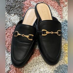 Women’s Flat Mules